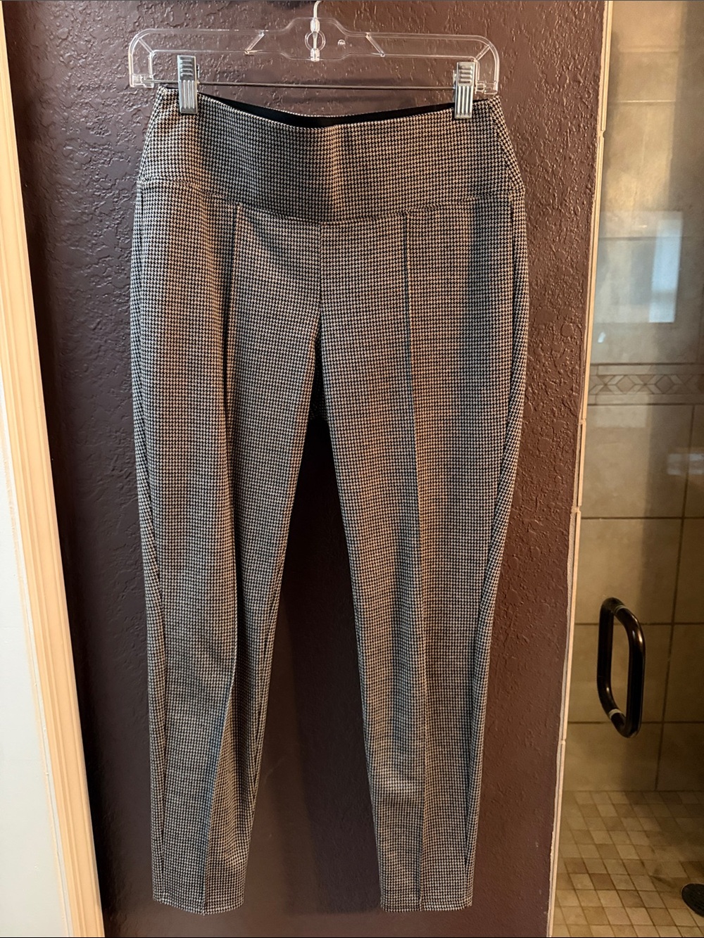 Nine West Black & White Houndstooth Skinny Ponte Pants